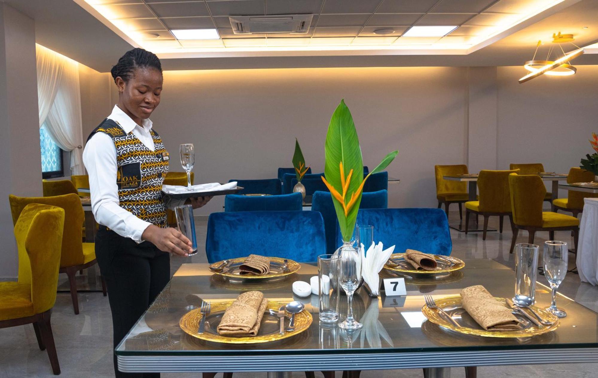 אקרה Oak Plaza Hotels East Airport מראה חיצוני תמונה