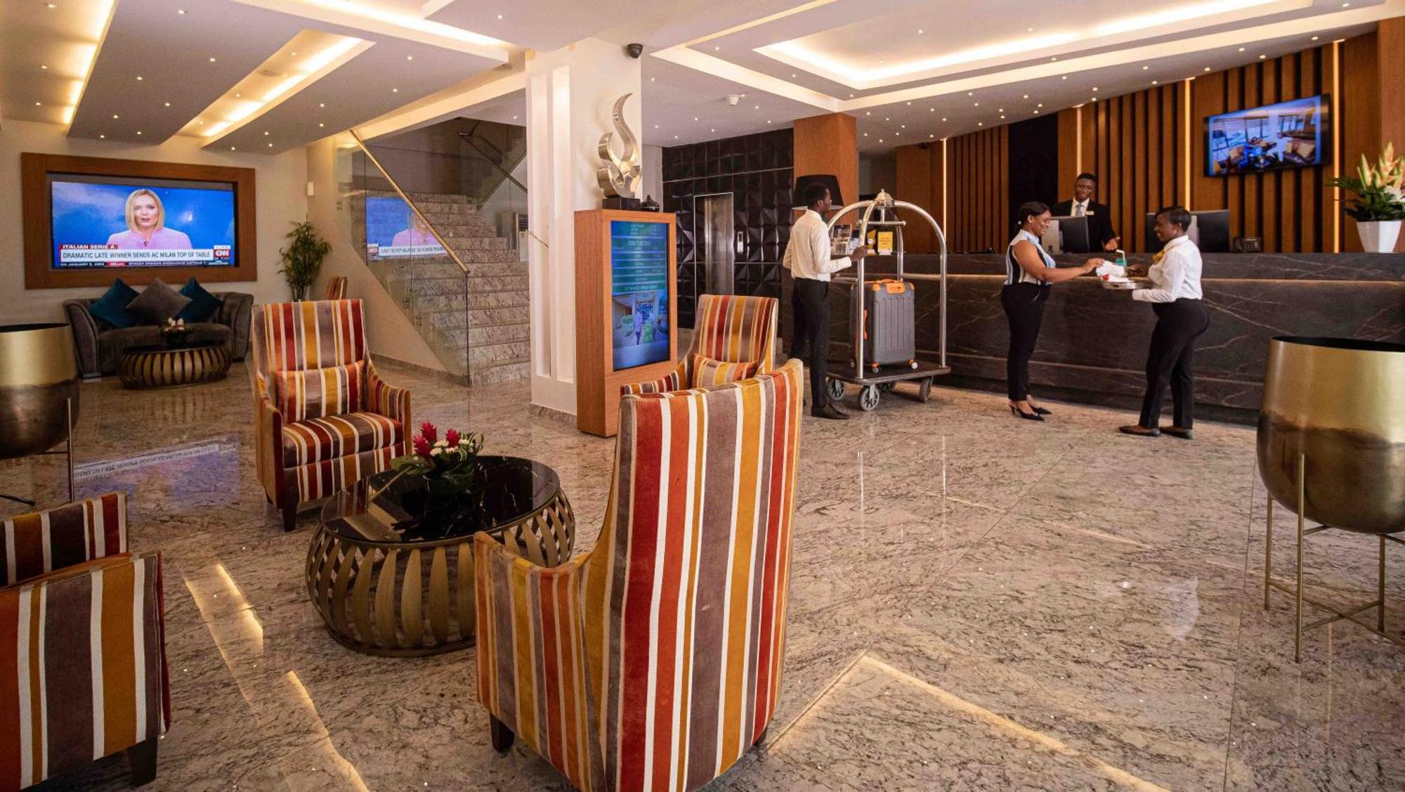 אקרה Oak Plaza Hotels East Airport מראה חיצוני תמונה