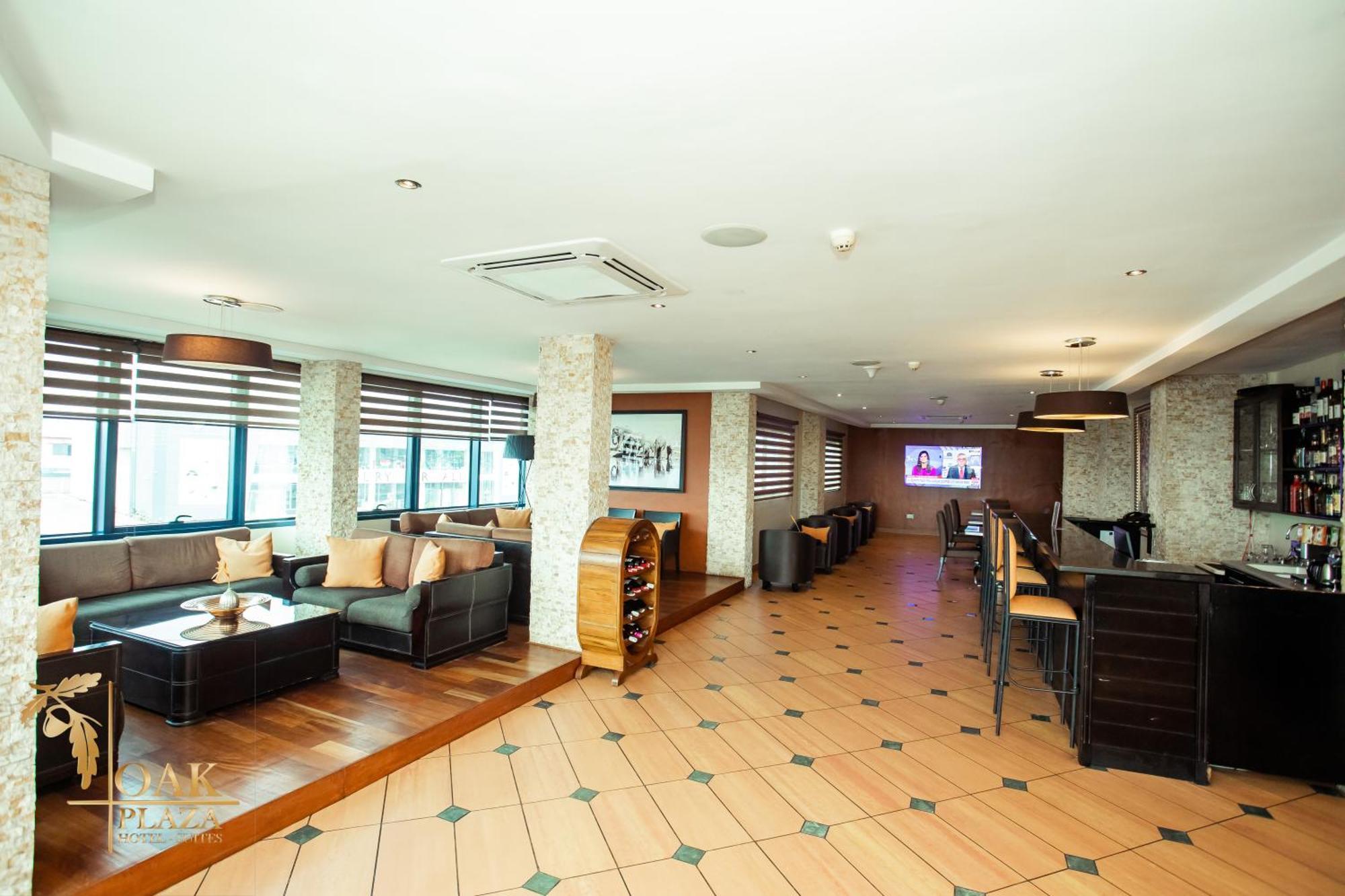 אקרה Oak Plaza Hotels East Airport מראה חיצוני תמונה