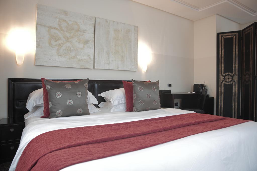 אקרה Oak Plaza Hotels East Airport מראה חיצוני תמונה